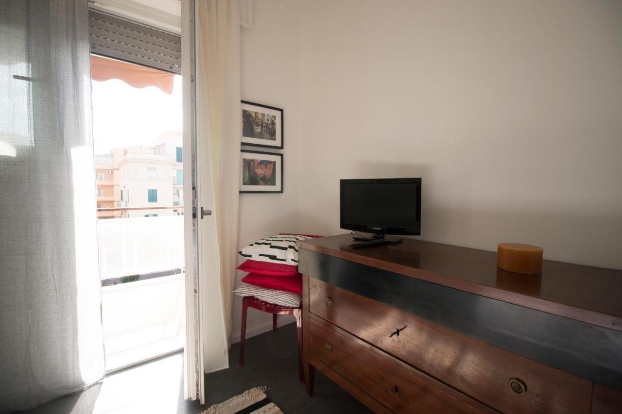 From Ostia Beach To Rome & Airport In A Heartbeat! Exterior foto